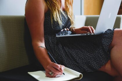Forschungsdesign Masterarbeit: Aufbau, Beispiel und Tipps für BWL