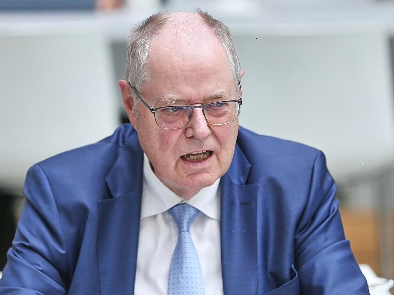 Steinbrück will Bedingungen für Ende von Brandmauer zur AfD