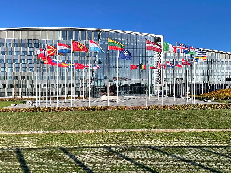 Stoltenberg mahnt Nato vor Gipfel zu Einigkeit