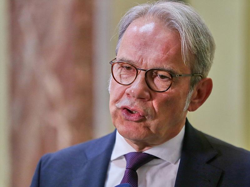 Thüringens Innenminister warnt vor Ängsten bei Sozialreformen