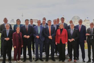 Treffen von Regierungsspitzen mit Sozialpartnern beendet