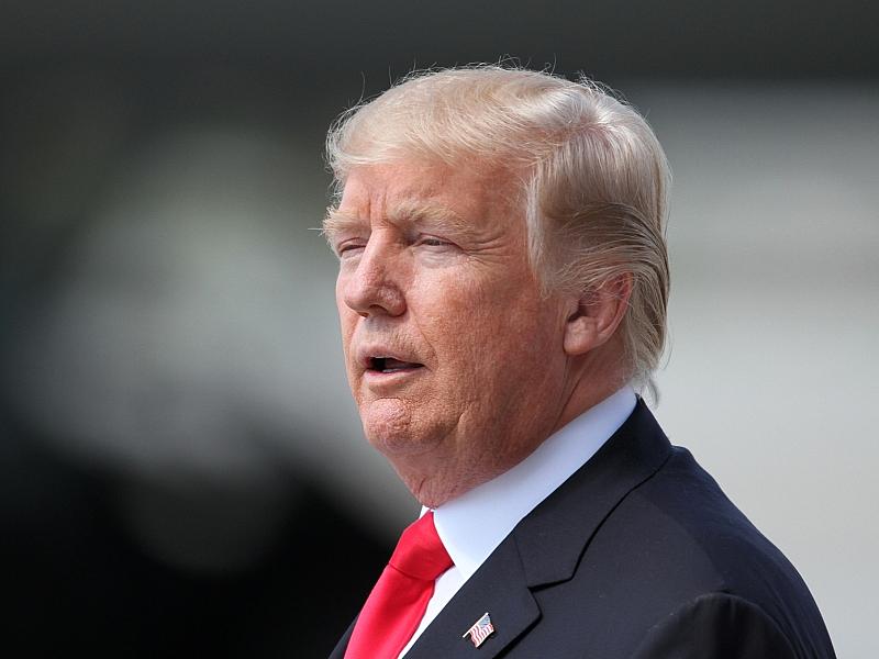 Trump bezeichnet Vereinbarung mit Iran als “now complete”