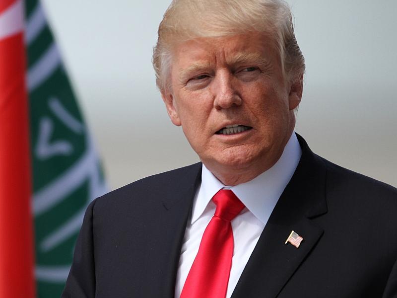 Trump droht Iran mit “totaler Kontrolle” über Ölinfrastruktur