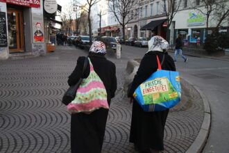 Umfrage: Mehrheit will stärkeren Schutz vor Diskriminierung