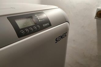 Vier von zehn Energieversorgern planen Batteriespeicher