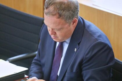 Voigt warnt Bund vor Alleingang bei Reformen