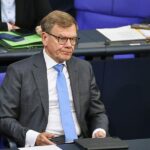 Wadephul rechnet mit langen Atomverhandlungen mit Iran