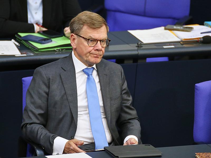 Wadephul rechnet mit langen Atomverhandlungen mit Iran