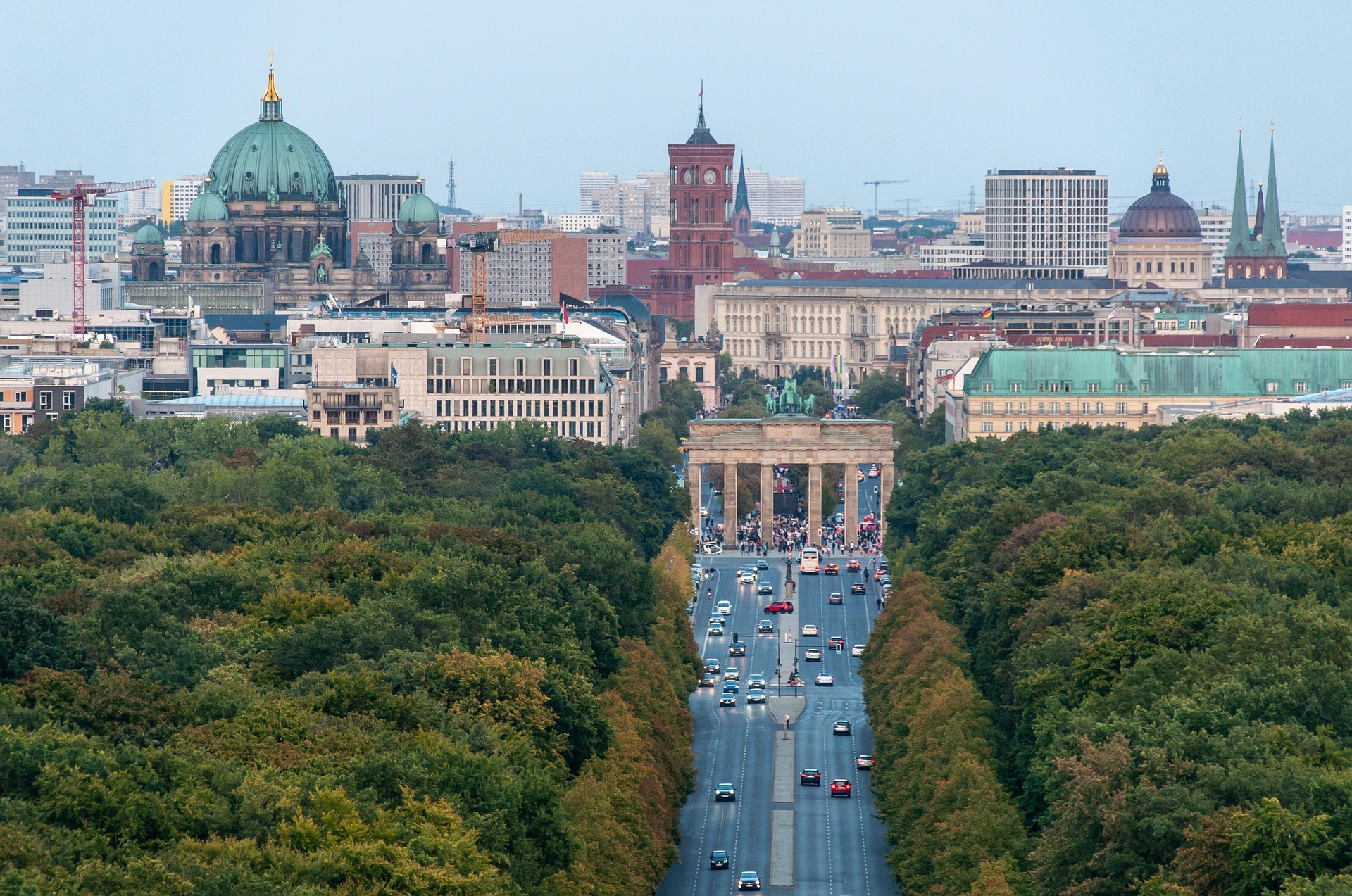 Berlin nach dem Cannabisgesetz: Drei Schauplätze, drei Geschichten