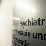 Warken will Honorarkürzung für Psychotherapeuten nicht beanstanden
