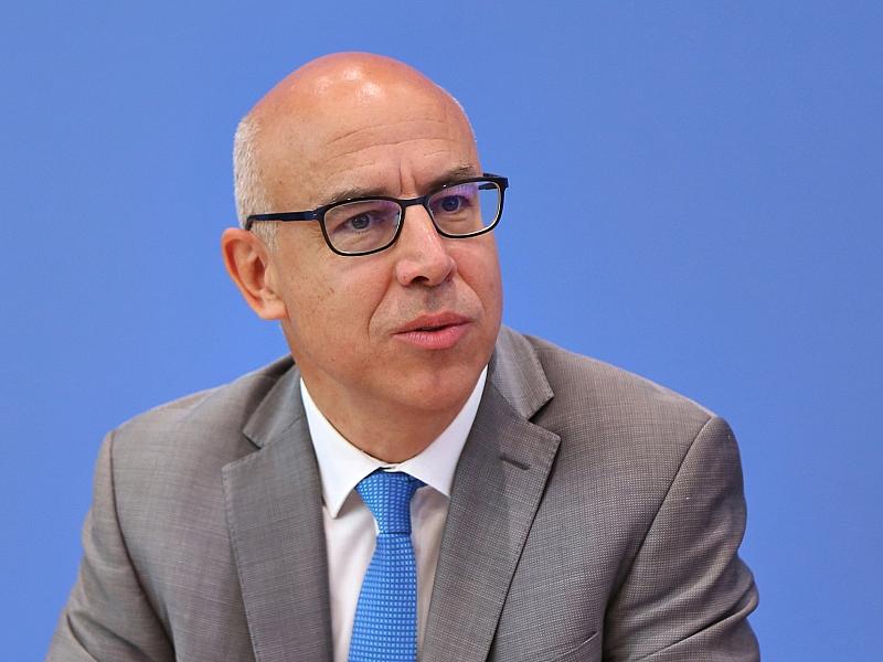 Wirtschaftsweiser für Kopplung des Rentenalters an Lebenserwartung