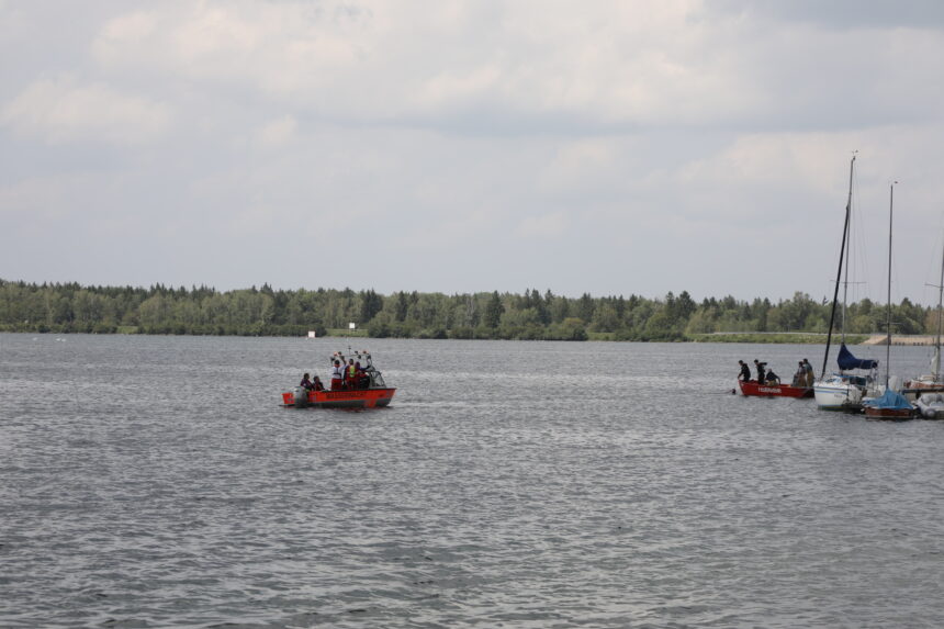 Mann nach Bootsunglück im Mandichosee untergegangen – Wasserretter im Großeinsatz