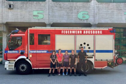Englische Pfadfinder zu Gast bei der Berufsfeuerwehr Augsburg