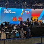 AfD-Parteitag trotz massiver Proteste pünktlich gestartet