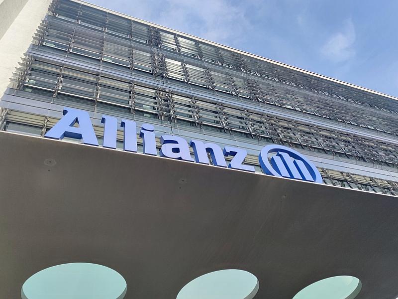 Allianz wirbt für Kapitalsäule in Krankenversicherung