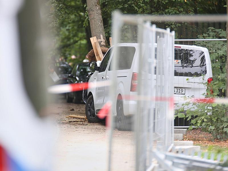 Bericht: Ermittler hatten Kamera vor Haustür von CSD-Attentäter