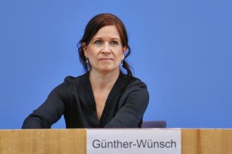 Berliner Senatorin gegen Kürzungspläne beim Unterhaltsvorschuss