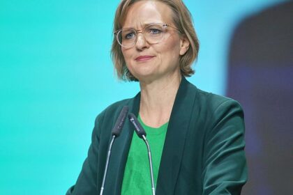 Brantner schwört Grünen-Mitglieder auf “schwierige Kompromisse” ein
