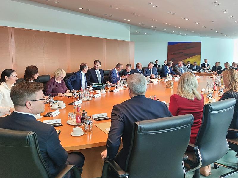 Bundesregierung verabschiedet Maßnahmenpaket zum Bürokratieabbau