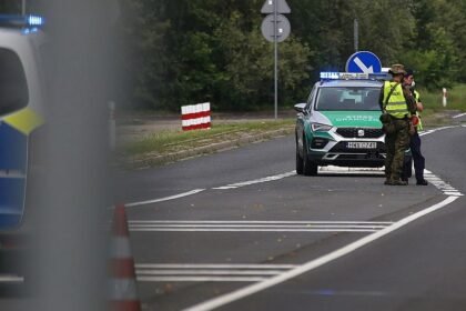 Dobrindt kündigt Verlängerung der Grenzkontrollen an
