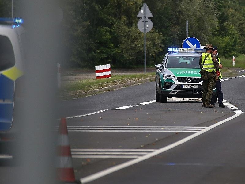 Dobrindt kündigt Verlängerung der Grenzkontrollen an