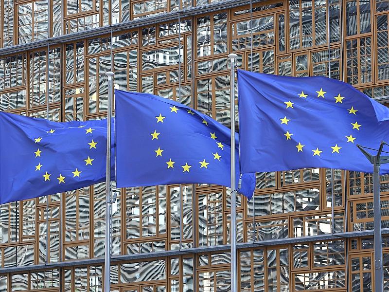 EU-Kommission will der Industrie länger mehr CO2-Ausstoß erlauben