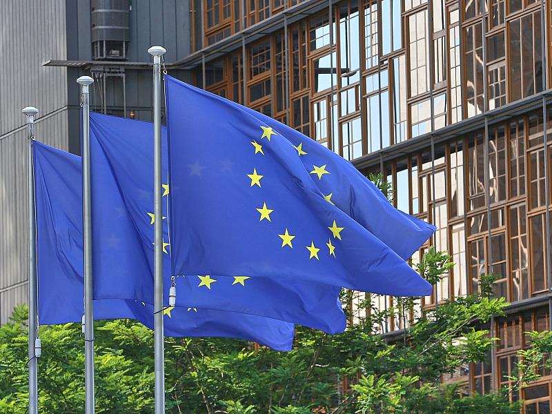 EU-Kommission will öffentliche Aufträge für Europäer reservieren