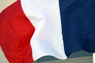 Frankreich und Spanien kämpfen weiter gegen verheerende Waldbrände