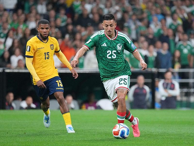 Fußball-WM: Mexiko souverän gegen Ecuador weiter