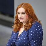 Grüne werben für Europäisierung von Frankreichs Atomschirm