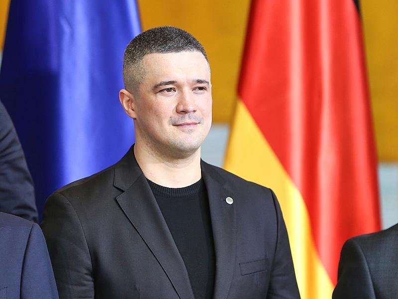 Hofreiter fordert Rückkehr von ukrainischem Verteidigungsminister