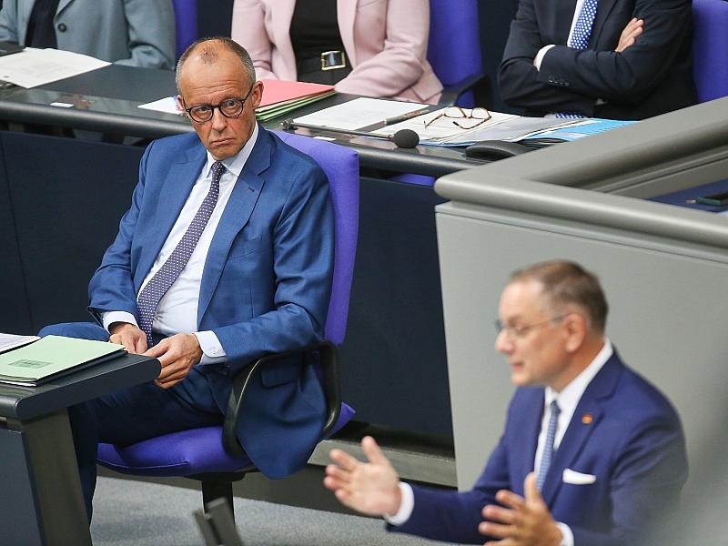 Insa: Union legt zu, AfD bleibt aber stärkste Kraft