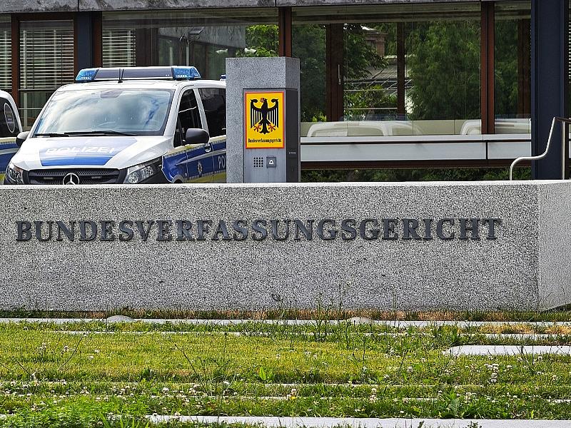 Karlsruhe: Verbot von kindlichen Sexpuppen verfassungskonform