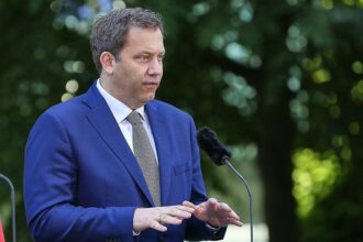 Klingbeil plant 2027 mit acht Milliarden Euro mehr Schulden