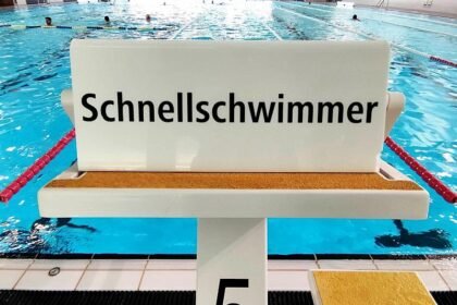 Linken-Chef fordert Milliarde für Schwimmbäder