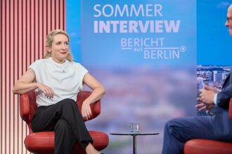 Linken-Chefin will “breite Bündnisse gegen diesen Sozialkahlschlag”
