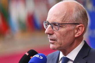 Luxemburgs Premier rät von Sozialkürzungen für Rüstung ab