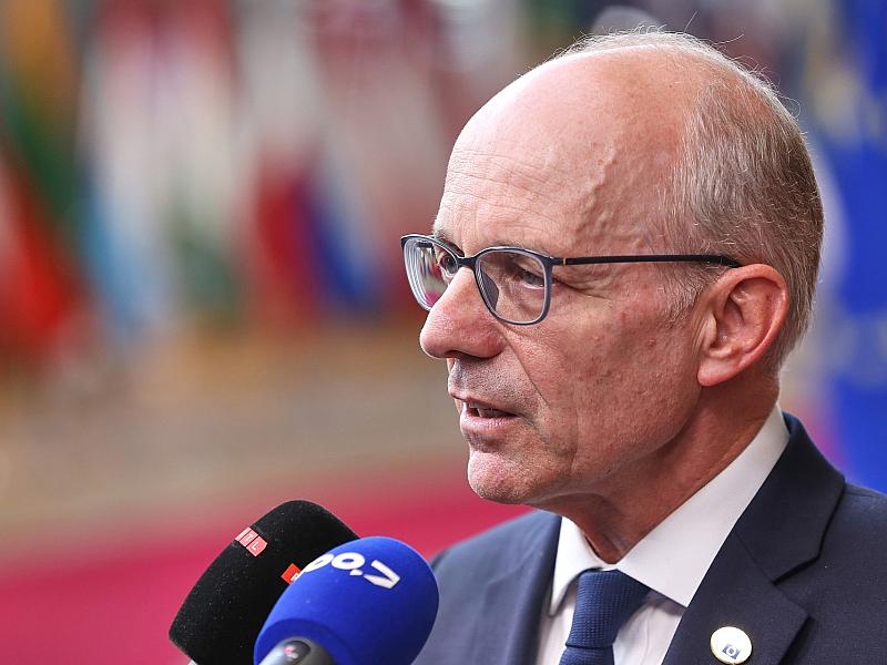 Luxemburgs Premier rät von Sozialkürzungen für Rüstung ab