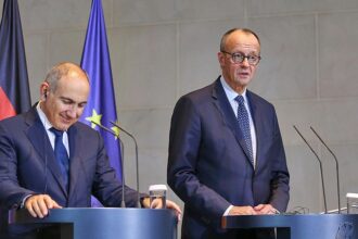 Merz telefoniert mit Armeniens Ministerpräsidenten