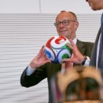 Merz will DFB keine Tipps zur Trainerfrage geben