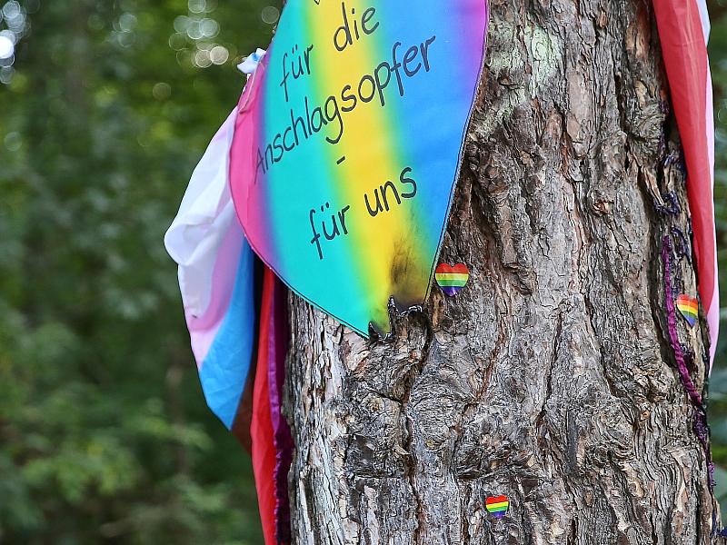 Nach CSD-Anschlag “Herz” angezündet – Staatsschutz ermittelt