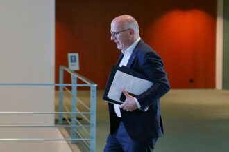 Nach Wegner-Rückzug: Krach schließt Koalition mit CDU nicht aus