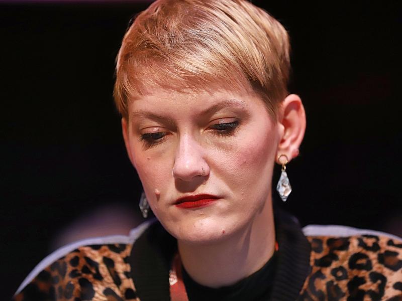 Queerbeauftragte lehnt kommerzielle Leihmutterschaft ab