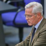 Röttgen: Deutschland soll sich aus Iran-Krieg heraushalten