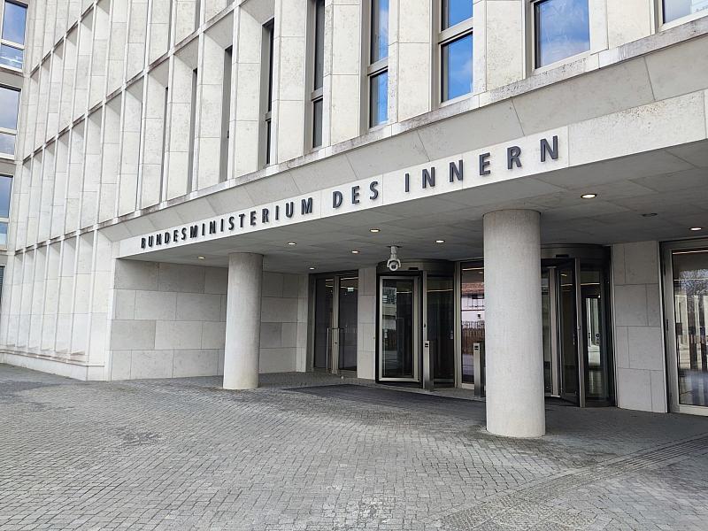 Sicherheitsbehörden prüfen Hinweise auf iranische Anschläge