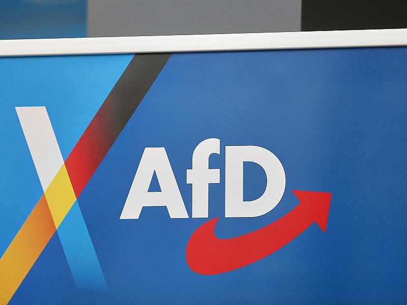 Stauffenberg-Enkel verteidigt AfD-Kranz bei Gedenkfeier