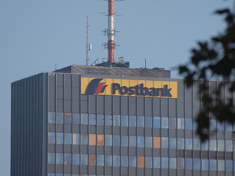 Tarifeinigung bei Postbank: Mehr Geld und längerer Kündigungsschutz