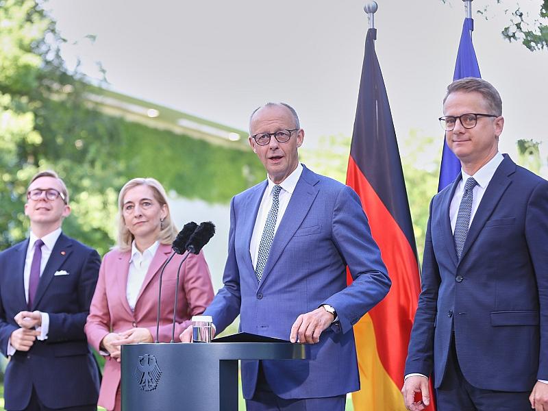 Verfassungsrechtler sieht verzögerte Minister-Vereidigung kritisch