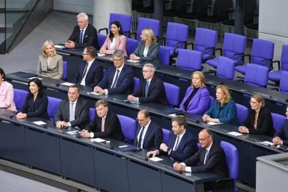 Verfassungsrechtler warnt vor verzögerter Vereidigung neuer Minister