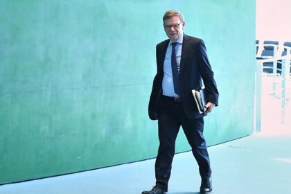 Wadephul drängt auf “verlässliche Zusammenarbeit” mit Afrika